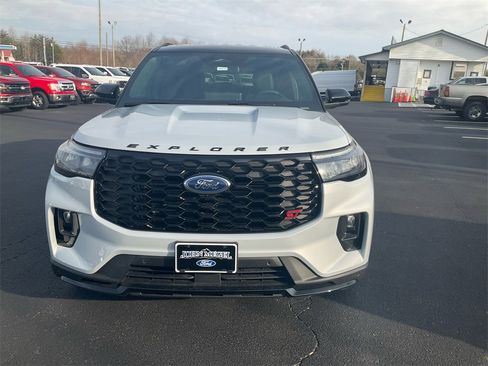 New 2026 Ford Explorer ST image 2