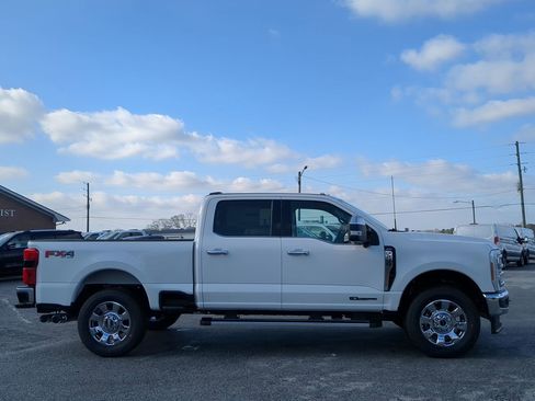 New 2026 Ford F250 Lariat w/ Lariat Premium Package AWD/4WD image 2