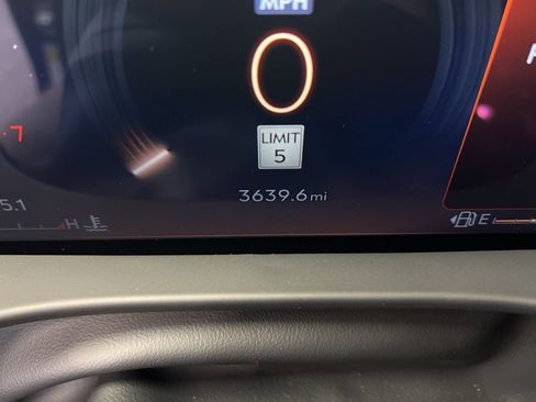 Used 2025 Lincoln Aviator Reserve w/ Equipment Group 201A image 24