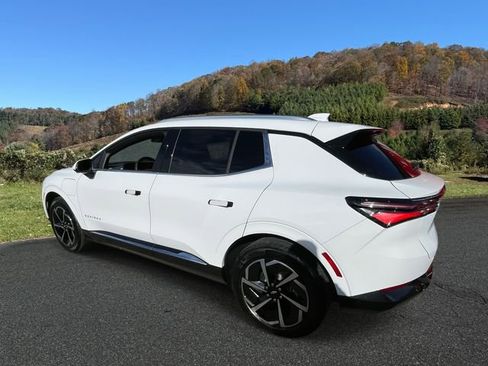 Used 2025 Chevrolet Equinox EV LT image 5