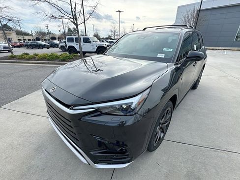 New 2026 Lexus TX 500h AWD image 5