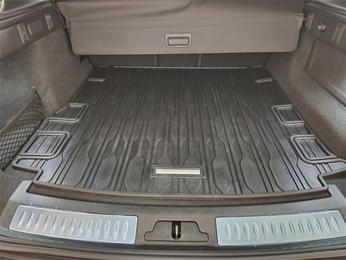 Used 2026 Land Rover Range Rover Velar Dynamic SE image 31