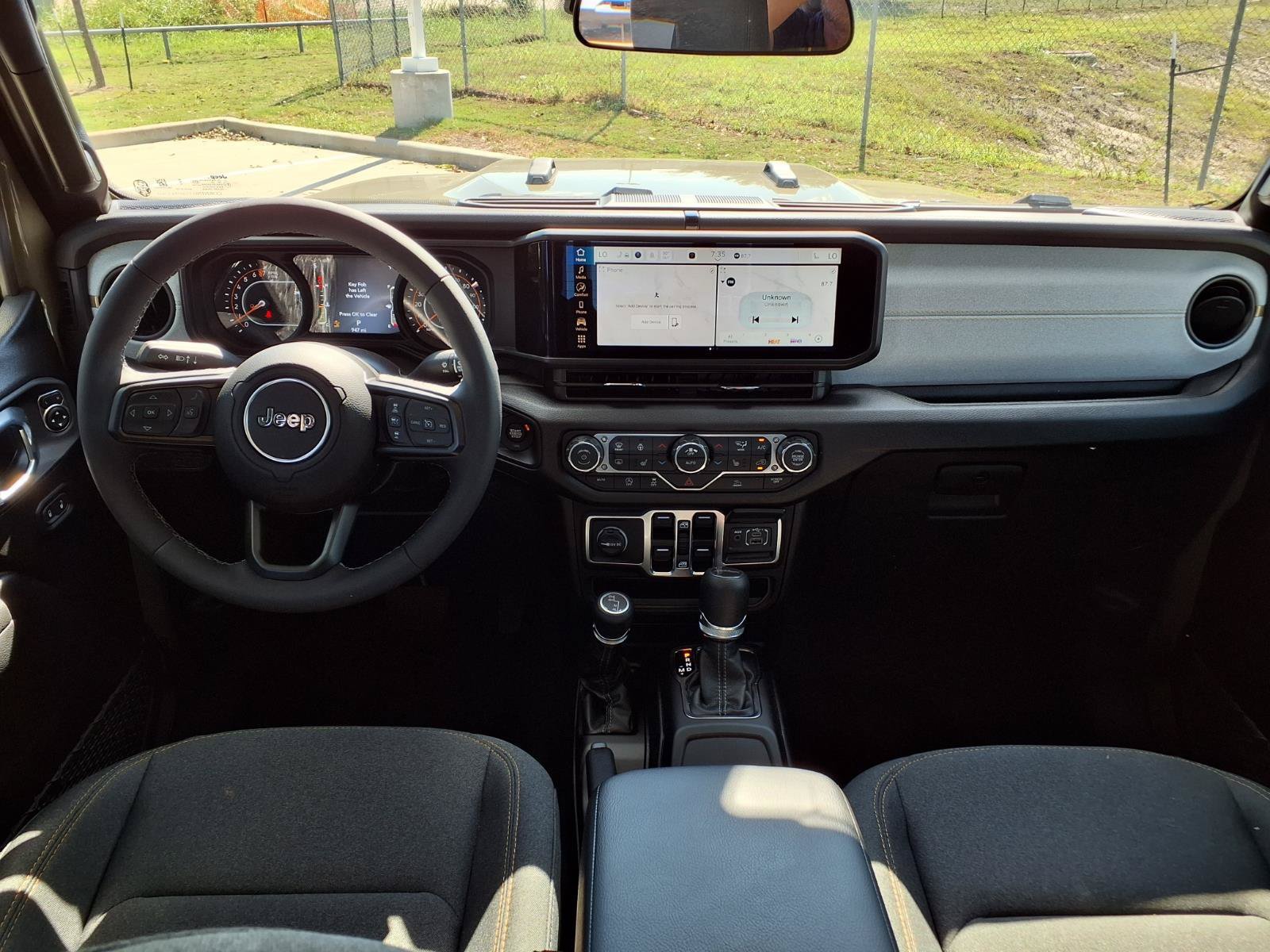 New 2026 Jeep Gladiator Sport AWD/4WD image 9