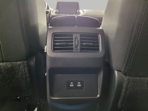 Used 2025 Nissan Rogue SV image 22