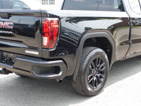 Used 2023 GMC Sierra 1500 Elevation image 10