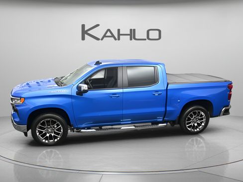 Used 2025 Chevrolet Silverado 1500 LT w/ Safety Package AWD/4WD image 5