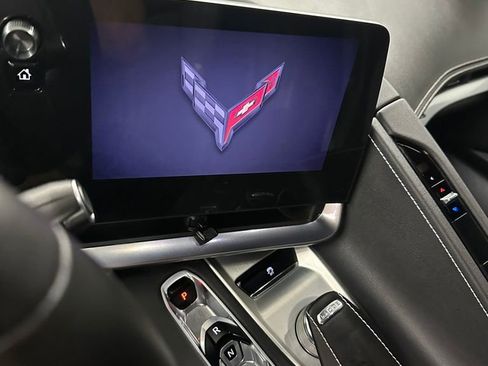 Used 2024 Chevrolet Corvette Stingray Coupe w/ Z51 Performance Package RWD image 18