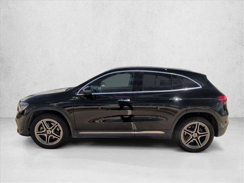 Used 2022 Mercedes-Benz GLA 250 4MATIC image 9