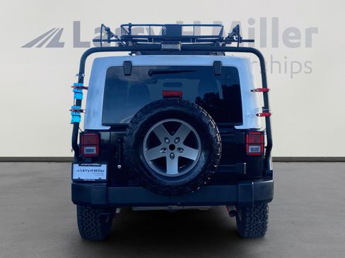 Used 2011 Jeep Wrangler Rubicon w/ Call of Duty Group image 4