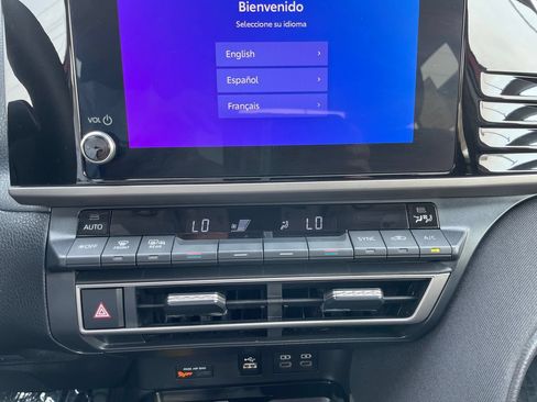 Used 2025 Toyota Camry LE w/ Convenience Package FWD image 19