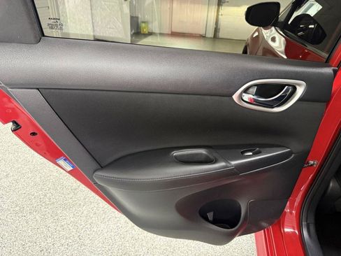 Used 2017 Nissan Sentra SR Turbo FWD image 23