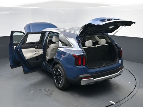 New 2026 Kia Sorento S image 15