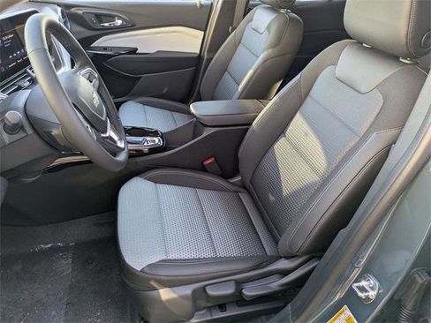 New 2026 Chevrolet Trax LT w/ Driver Confidence Package image 11