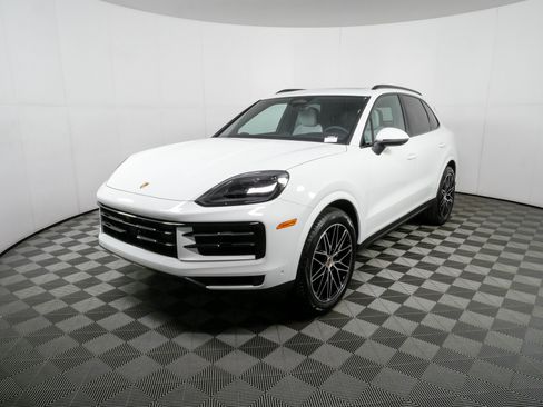 New 2026 Porsche Cayenne AWD/4WD image 1