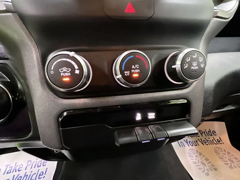 Used 2019 RAM 1500 Tradesman AWD/4WD image 24