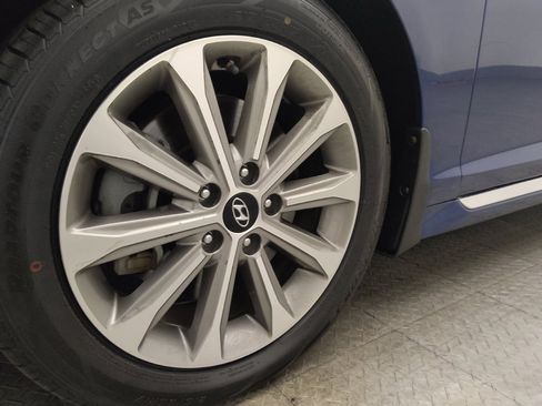 Used 2017 Hyundai Sonata Limited w/ Ultimate Package 04 image 31