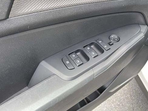 Certified 2024 Kia Sportage LX FWD image 18