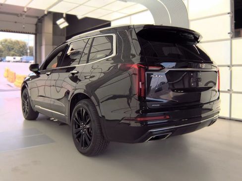 Used 2023 Cadillac XT6 Premium Luxury AWD/4WD image 5