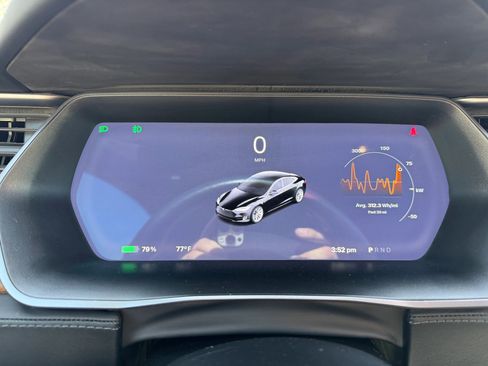 Used 2018 Tesla Model S 100D image 19