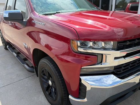 Used 2019 Chevrolet Silverado 1500 LT w/ Texas Edition RWD image 3