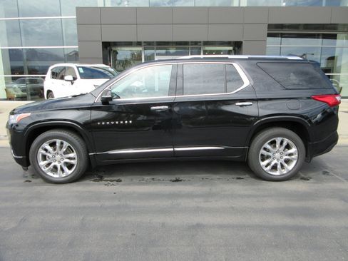 Used 2018 Chevrolet Traverse High Country AWD/4WD image 4
