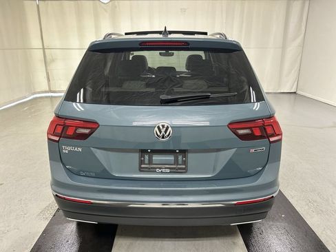 Used 2021 Volkswagen Tiguan SE w/ Panoramic Sunroof Package AWD/4WD image 22
