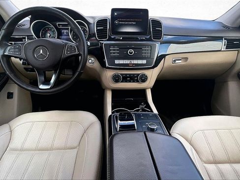 Used 2017 Mercedes-Benz GLE 350 4MATIC image 8