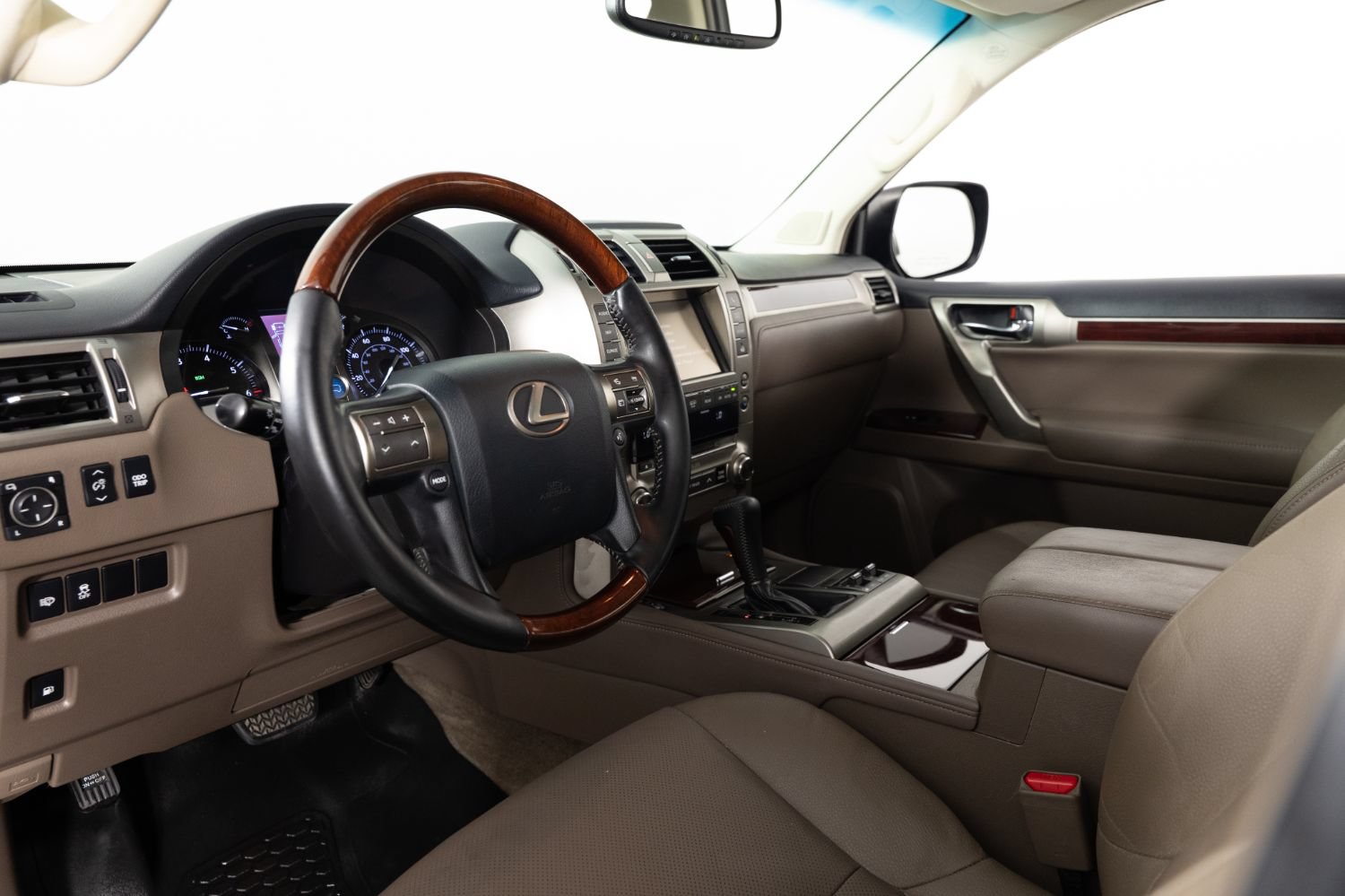 Used 2015 Lexus GX 460 w/ Premium Package AWD/4WD image 12