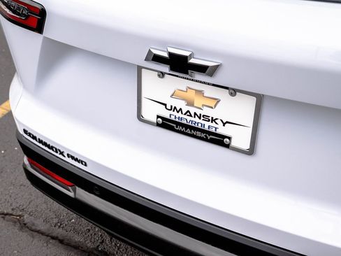 New 2026 Chevrolet Equinox ACTIV AWD/4WD image 12