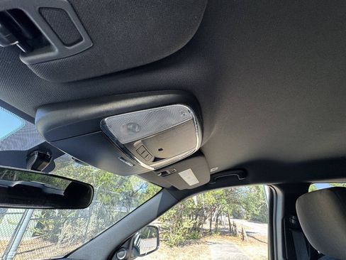 Used 2018 Jeep Grand Cherokee Laredo RWD image 27