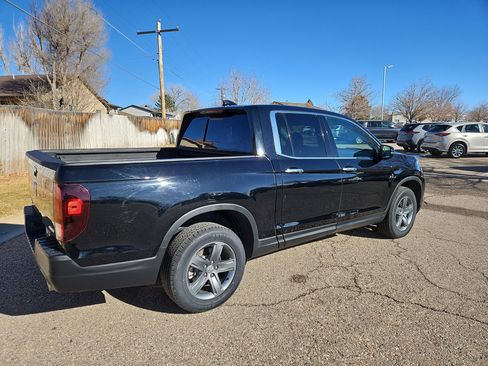 Used 2023 Honda Ridgeline RTL-E image 3