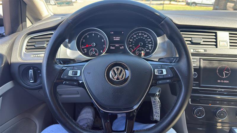 Used 2018 Volkswagen Golf SportWagen FWD image 31