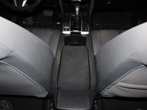 Used 2018 Honda Civic EX-T image 27