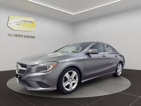 Used 2015 Mercedes-Benz CLA 250 4MATIC image 3