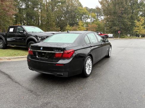 Used 2014 BMW 750Li xDrive image 10
