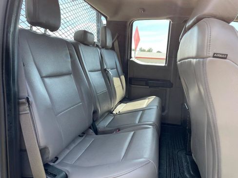 Used 2019 Ford F250 XL w/ Power Equipment Group RWD image 17