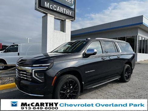 New 2025 Chevrolet Suburban Premier image 1