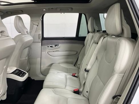 New 2026 Volvo XC90 B5 Ultra AWD/4WD image 33