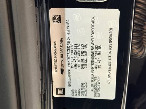 Used 2025 Cadillac Escalade ESV Luxury RWD image 17