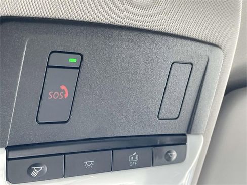 Used 2023 Nissan Rogue SV image 27