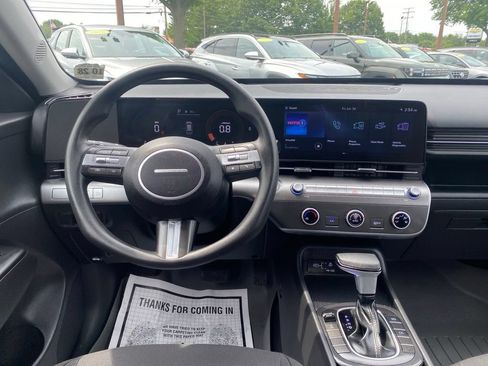 Certified 2024 Hyundai Kona SE AWD/4WD image 10