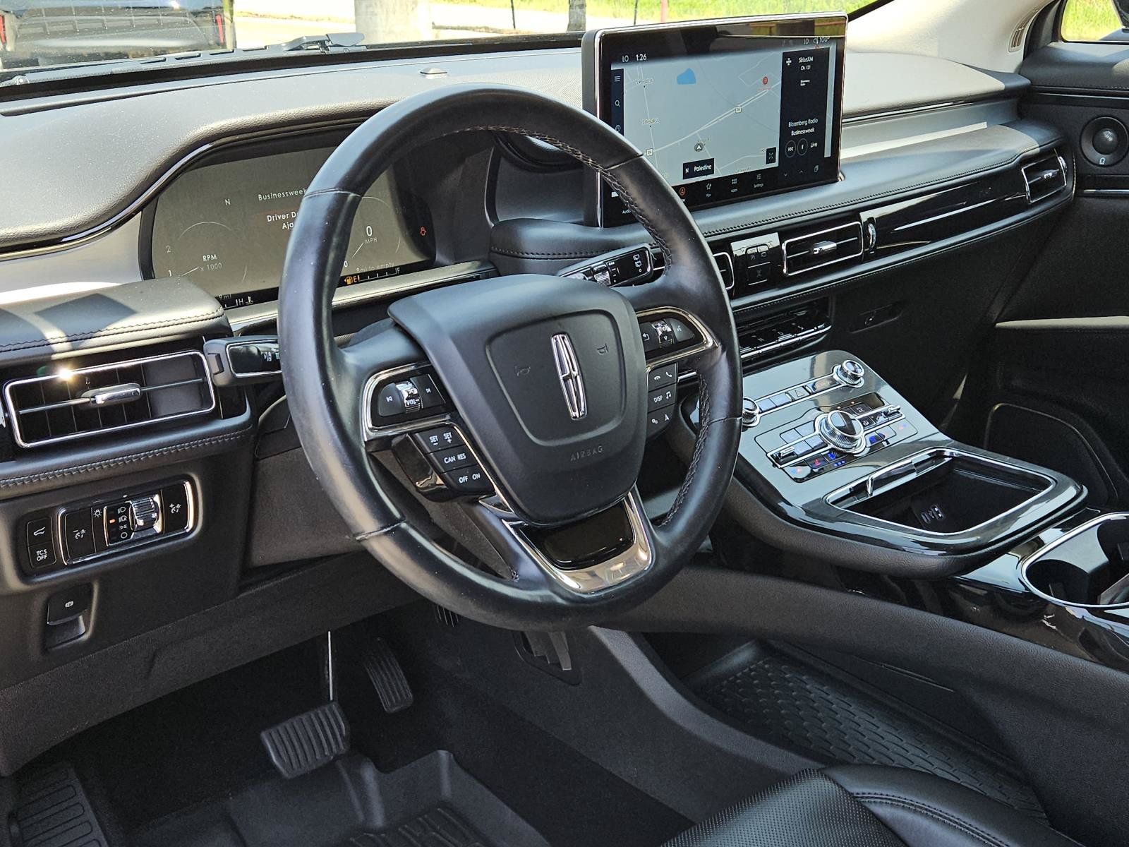 Used 2023 Lincoln Nautilus Reserve w/ Monochromatic Package AWD/4WD image 27
