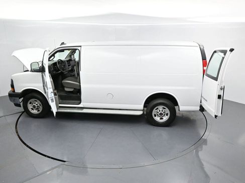Used 2024 GMC Savana 2500 w/ Driver Convenience Package RWD image 34