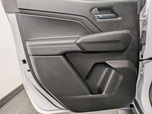 Used 2024 GMC Canyon Elevation image 22