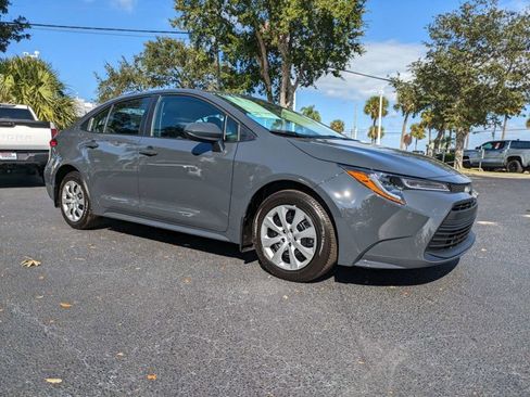 New 2026 Toyota Corolla LE image 2