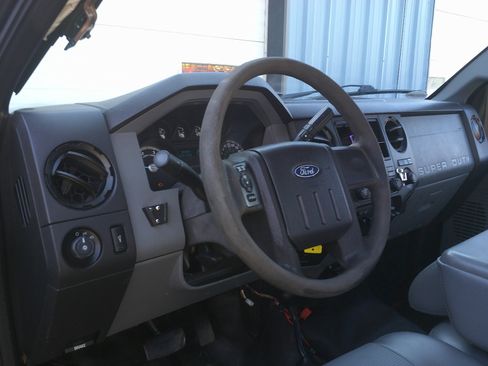 Used 2011 Ford F350 XL w/ PWR Equipment Group image 11