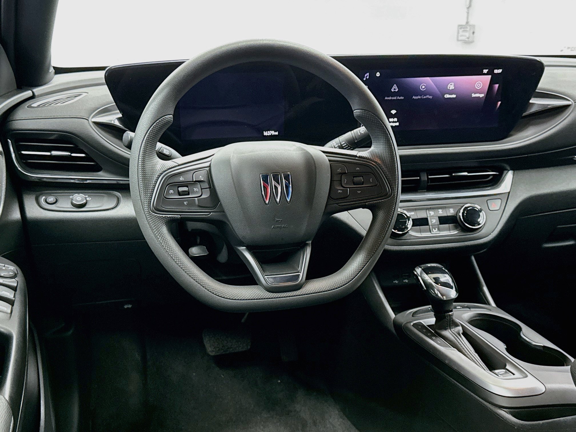 Used 2026 Buick Envista Preferred FWD image 17