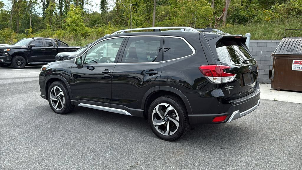 Certified 2024 Subaru Forester Touring AWD/4WD image 6