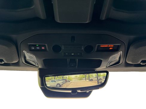Certified 2025 GMC Hummer EV 3X w/ LPO, Sport Package AWD/4WD image 26