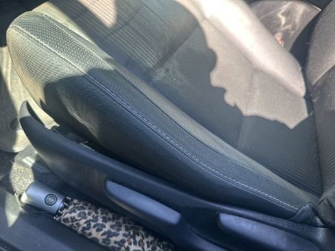 Used 2014 Toyota RAV4 XLE image 8